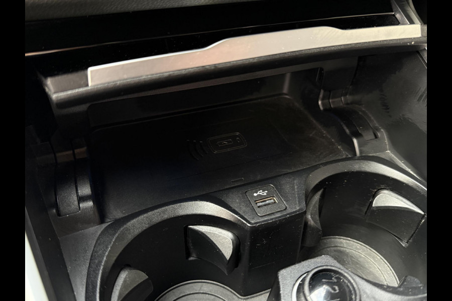 BMW 3 Serie Touring 330e xDrive M SPORT | PANORAMA | SPORTREMMEN | HEAD UP | 19 INCH | ADAPT. ONDERSTEL |