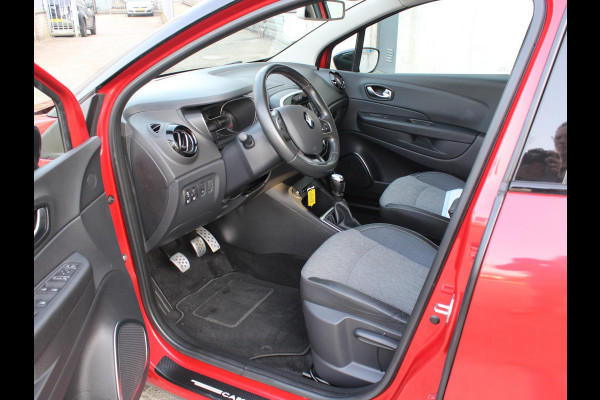 Renault Captur 1.3 TCe 130 Zen | MET TREKHAAK |