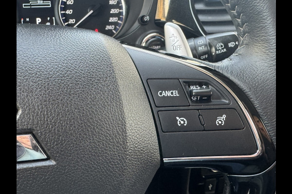 Mitsubishi Outlander 2.0 2WD Limited Automaat 7P Full-LED Achteruirijcamera Navi Cruise Control Apple Android Stoelverwarming