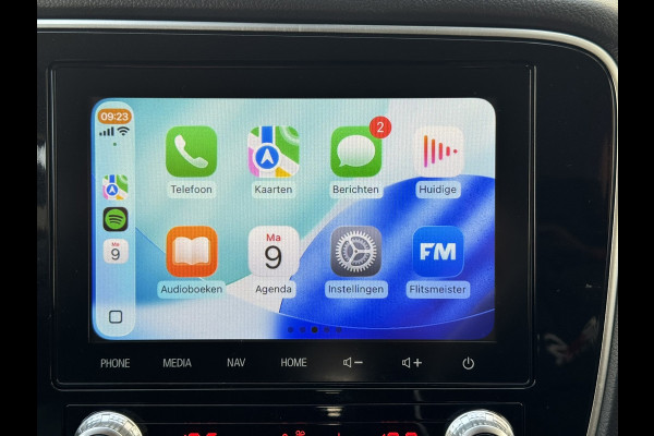 Mitsubishi Outlander 2.0 2WD Limited Automaat 7P Full-LED Achteruirijcamera Navi Cruise Control Apple Android Stoelverwarming