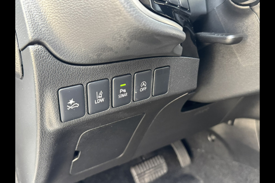 Mitsubishi Outlander 2.0 2WD Limited Automaat 7P Full-LED Achteruirijcamera Navi Cruise Control Apple Android Stoelverwarming