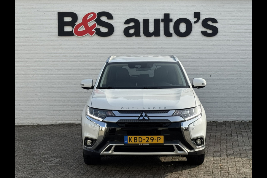 Mitsubishi Outlander 2.0 2WD Limited Automaat 7P Full-LED Achteruirijcamera Navi Cruise Control Apple Android Stoelverwarming