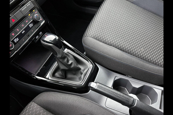 Volkswagen T-Cross 1.0 TSI Life Business CAMERA | AD-CRUISE | NAVI & CARPLAY