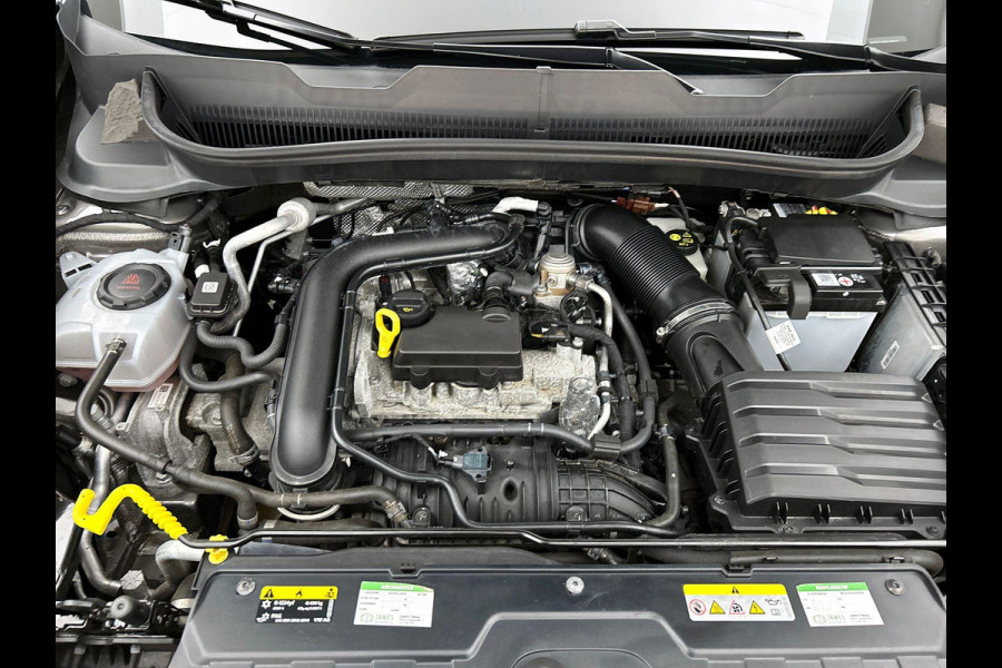 Volkswagen T-Cross 1.0 TSI Life Business CAMERA | AD-CRUISE | NAVI & CARPLAY