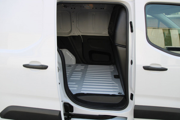 Opel Combo 1.5 BlueHDi 102PK L1 / App connect / Multi stuur / Camera