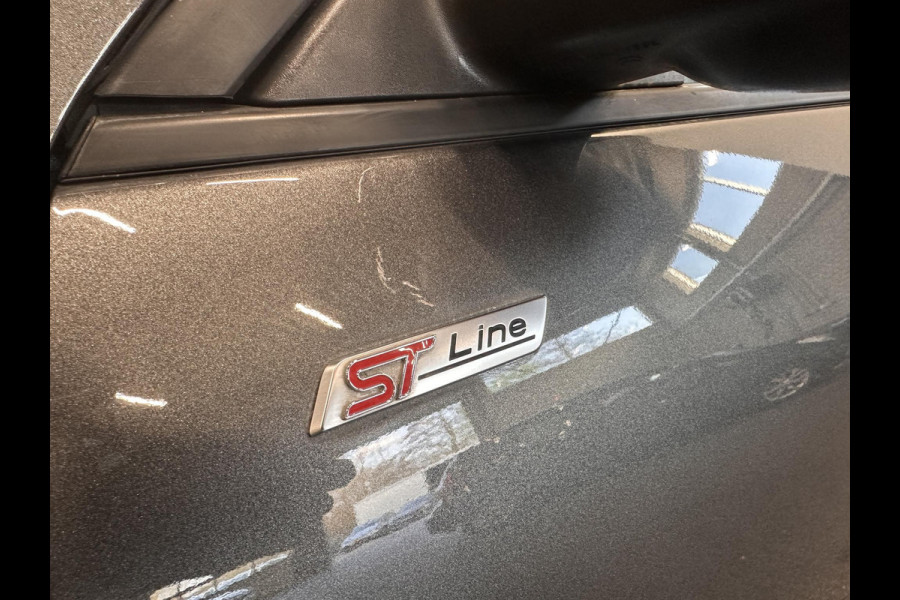 Ford Kuga 2.5 PHEV ST-Line Airco ECC Navi Carplay PDC VA + Camera Full LED 18" Velgen Cruise Control