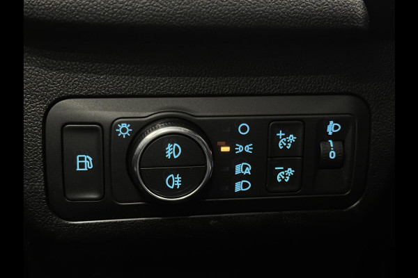 Ford Kuga 2.5 PHEV ST-Line Airco ECC Navi Carplay PDC VA + Camera Full LED 18" Velgen Cruise Control