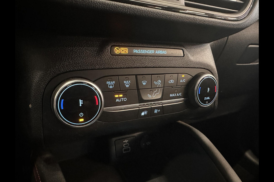 Ford Kuga 2.5 PHEV ST-Line Airco ECC Navi Carplay PDC VA + Camera Full LED 18" Velgen Cruise Control