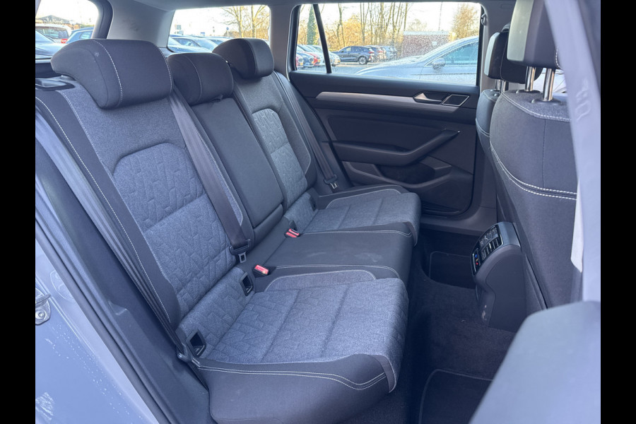 Volkswagen Passat Variant 1.5 TSI 150PK DSG BUSINESS CAMERA/ACC/NAVI