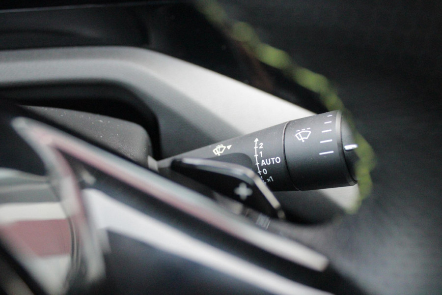 Peugeot 308 SW 1.6 PHEV 225PK GT PACK BUSINESS | MATRIX LED VERLICHTING | ELEKTRISCHE STOEL MET GEHEUGEN FUNCTIE | STUUR / STOEL VERWARMING | AGR BESTUURDERSSTOEL MET MASAGE FUNCTIE | ELEKTRISCHE ACHTERKLEP | 360° CAMERA | KEYLESS ENTRY/START | ADAPTIVE CRUISE CONTROL | 19" LICHTMETALEN VELGEN | DRAADLOZE TELEFOONLADER | DRAADLOZE APPLE CARPLAY/ANDROID AUTO | NAVIGATIE | ALCANTARA BEKLEDING | FOCAL PREMIUM AUDIO | DODEHOEK DETECTIE | VOORRUIT VERWARMING | SFEER VERLICHTING | KEYLESS ENTRY / START |