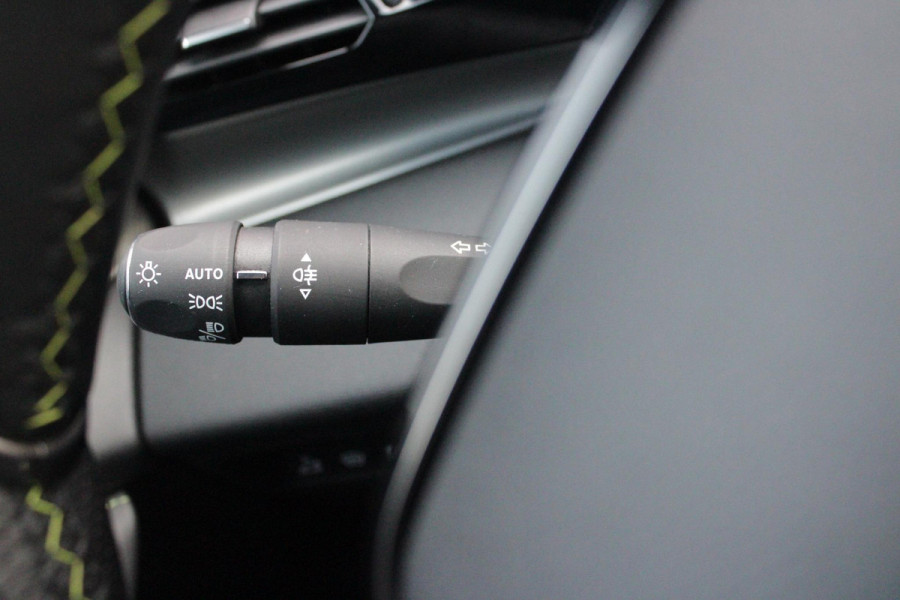 Peugeot 308 SW 1.6 PHEV 225PK GT PACK BUSINESS | MATRIX LED VERLICHTING | ELEKTRISCHE STOEL MET GEHEUGEN FUNCTIE | STUUR / STOEL VERWARMING | AGR BESTUURDERSSTOEL MET MASAGE FUNCTIE | ELEKTRISCHE ACHTERKLEP | 360° CAMERA | KEYLESS ENTRY/START | ADAPTIVE CRUISE CONTROL | 19" LICHTMETALEN VELGEN | DRAADLOZE TELEFOONLADER | DRAADLOZE APPLE CARPLAY/ANDROID AUTO | NAVIGATIE | ALCANTARA BEKLEDING | FOCAL PREMIUM AUDIO | DODEHOEK DETECTIE | VOORRUIT VERWARMING | SFEER VERLICHTING | KEYLESS ENTRY / START |
