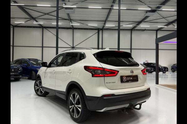 Nissan QASHQAI 158PK Aut. 360° Camera Trekhaak Pano Stoelverw. Lane Assist Navi Climate Pdc Winterpack Isofix Comfortstoelen