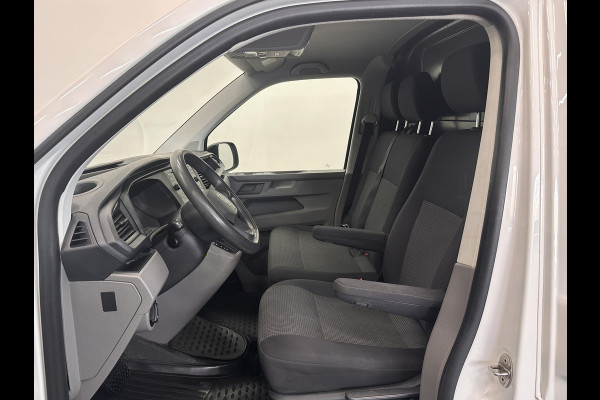 Volkswagen Transporter 2.0 TDI L1H1 Comfortline 150 PK Airco Cruise Control Trekhaak Parkeersensoren