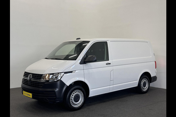 Volkswagen Transporter 2.0 TDI L1H1 Comfortline 150 PK Airco Cruise Control Trekhaak Parkeersensoren