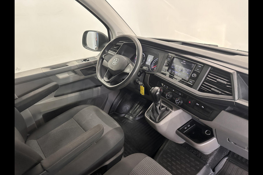 Volkswagen Transporter 2.0 TDI L1H1 Comfortline 150 PK Airco Cruise Control Trekhaak Parkeersensoren