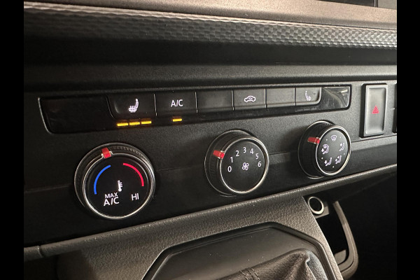Volkswagen Transporter 2.0 TDI L1H1 Comfortline 150 PK Airco Cruise Control Trekhaak Parkeersensoren