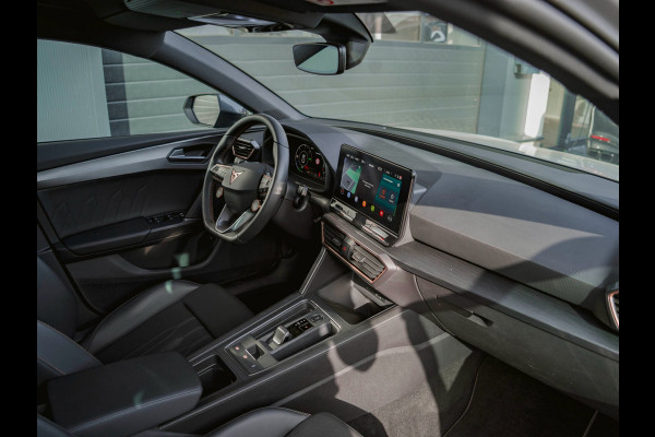 CUPRA Leon 1.4 e-Hybrid VZ Business Cupra-knop|Camera|Kuipstoelen|Carplay|Sfeerverlichting