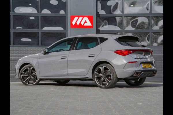 CUPRA Leon 1.4 e-Hybrid VZ Business Cupra-knop|Camera|Kuipstoelen|Carplay|Sfeerverlichting