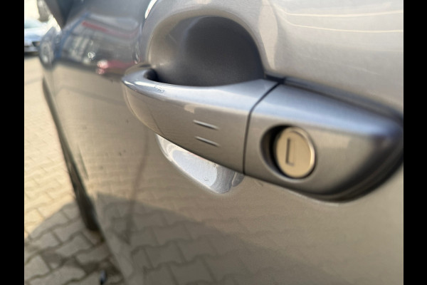 Citroën C3 Aircross 1.2 PureTech Shine Automaat (BOVAG/RIJKLAARPRÏJS)