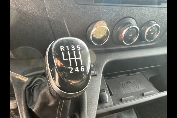 Renault Master T35 2.3 dCi 180 L2H2 Energy