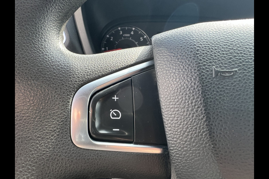 Renault Master T35 2.3 dCi 180 L2H2 Energy