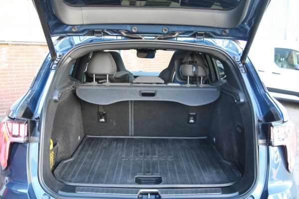 Lynk & Co 01 1.5 PHEV / 360 camera / Panoramadak / Stoelverwarming