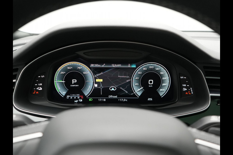 Audi Q8 55 TFSI e Quattro 2x S Line Black Optic PHEV 381pk Dealer O.H. | Trekhaak Af Fabriek | Luchtvering | Panodak | Bang & Olufsen Sound | Camera | Alcantara Sportstoelen Verwarmd | 23"L.M | Virtual | Navigatie | DAB | Plug In Hybrid |