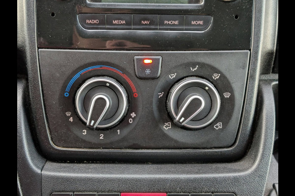Citroën Jumper 35 2.0 L3H2 AIRCO CRUISE NAVI 2,5T TREKHAAK 3ZITPLAATSEN