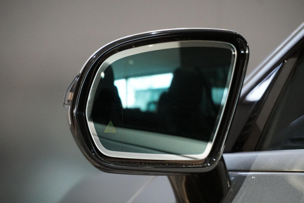 Mercedes-Benz E-Klasse Cabrio 200 Premium AMG + CAMERA / AIRSCARF / SFEERVERLICHTING