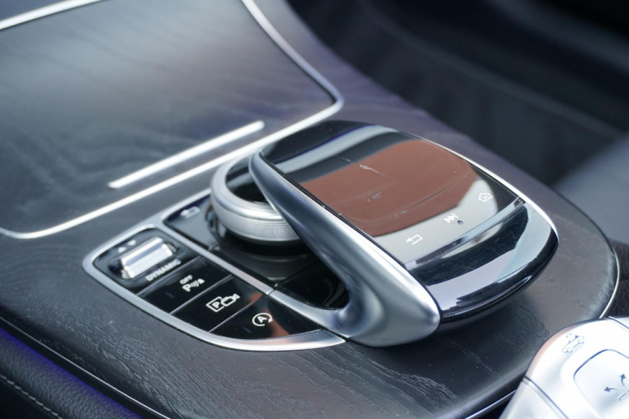 Mercedes-Benz E-Klasse Cabrio 200 Premium AMG + CAMERA / AIRSCARF / SFEERVERLICHTING