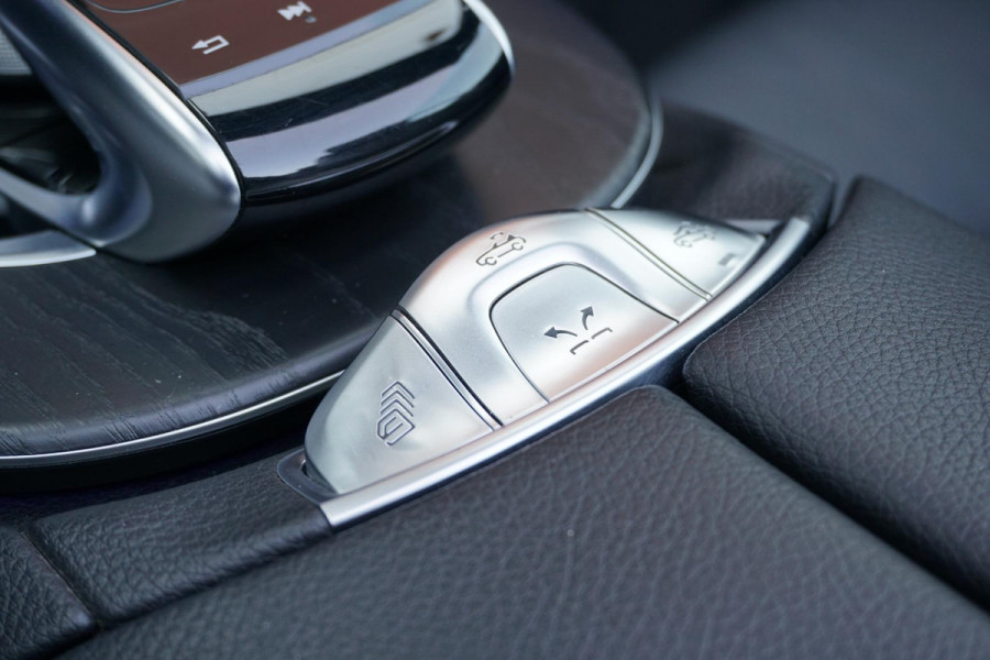 Mercedes-Benz E-Klasse Cabrio 200 Premium AMG + CAMERA / AIRSCARF / SFEERVERLICHTING