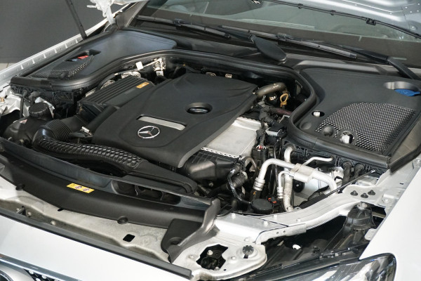 Mercedes-Benz E-Klasse Cabrio 200 Premium AMG + CAMERA / AIRSCARF / SFEERVERLICHTING