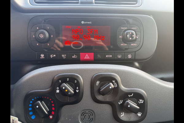 Fiat Panda 0.9 TwinAir Lounge Trekhaak (BOVAG/RIJKLAARPRIJS)