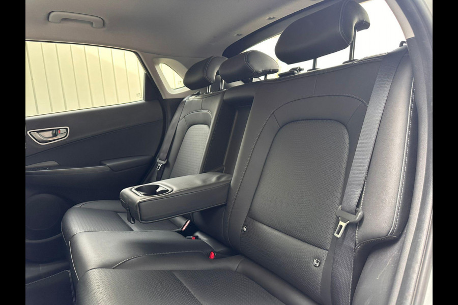 Hyundai Kona EV Premium 64 kWh |  SOH: 93,5% | Leder | HUD | Blindspot | Adaptive CC | LED |
