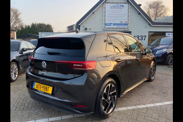 Volkswagen ID.3 CARPLAY/CAMERA/STOELVERW/TREKHAAK/CRUISE