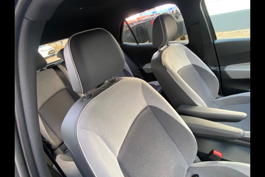 Volkswagen ID.3 CARPLAY/CAMERA/STOELVERW/TREKHAAK/CRUISE
