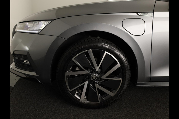 Škoda Octavia Combi 1.4 TSI iV PHEV Sportline Business 204 pk Automaat (DSG) | Verlengde garantie | Navigatie | Parkeersensoren | Adaptieve cruise control | Stoelverwarming |