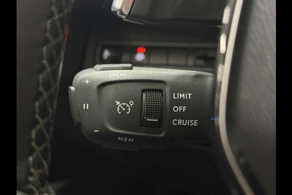 Peugeot 3008 Allure Aut. Trekhaak | Camera | LED | Half Leder| Apple Carplay & Android Auto |