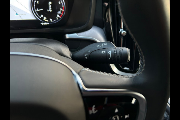 Volvo V60 2.0 T5 R-Design standkachel, camera, wegdraaibare trekhaak