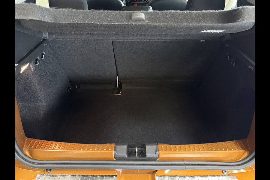 Dacia SANDERO Stepway 1.0 TCe 90 AUT Comfort | Navi | Camera | Clima | Carplay | Cruise control | PDC | LED | 100% Dealer onderhouden!