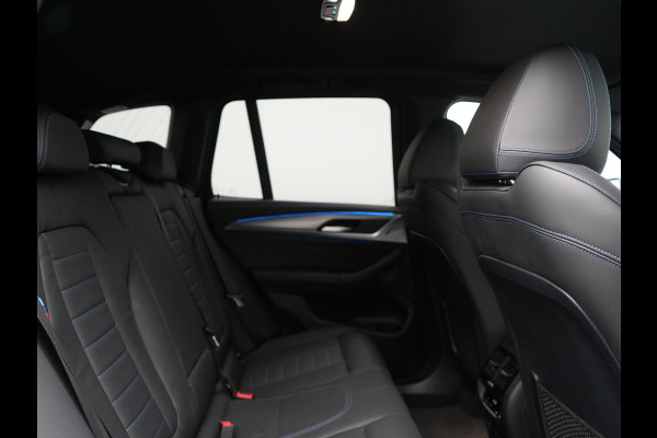 BMW X3 xDrive30e M Sport Plug In Hybrid 293pk Dealer O.H. PHEV | Adaptive Cruise | Head Up | 360 Camera | Harman / Kardon | Adaptief Onderstel | Lederen Sportstoelen Memory & Verwarmd | Sfeerverlichting | M Sportstuur Stuur Verwarmd | Keyless |