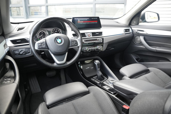 BMW X1 xDrive25e High Executive Panoramadak Adapt Cruise Half leer sport Navi