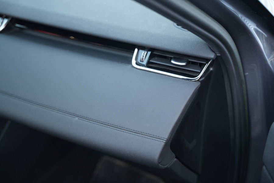 Land Rover Range Rover Evoque 1.5 P300e AWD R-Dynamic SE Panoramadak Meridian Adapt. Cruise Matrix LED Leer