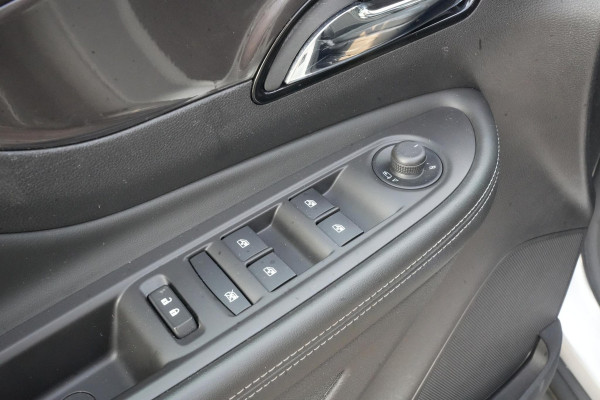 Opel Mokka X 1.4 Turbo Innovation Stoelverw. Cruise Clima Automaat