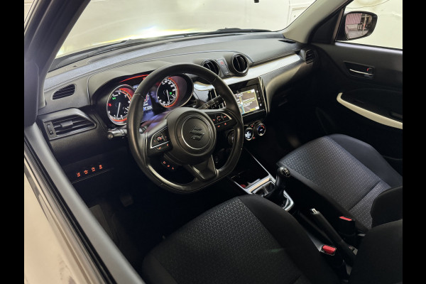 Suzuki Swift 90PK STIJL SMART HYBRID CAMERA/ACC/NAVI/STOELVERW.