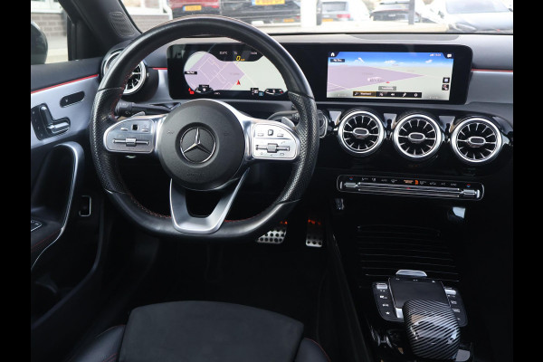 Mercedes-Benz A-Klasse 180 AUT. AMG SPORT + PANORAMA | MBUX | SFEERVERL. | CAMERA | MEMORY | STOELVERW.