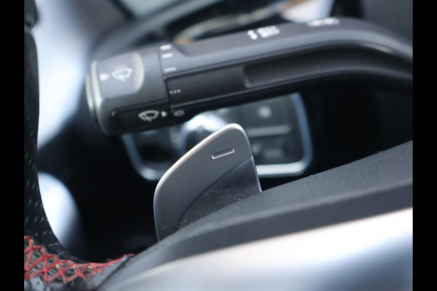 Mercedes-Benz A-Klasse 180 AUT. AMG SPORT + PANORAMA | MBUX | SFEERVERL. | CAMERA | MEMORY | STOELVERW.