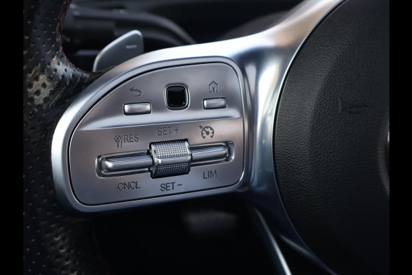 Mercedes-Benz A-Klasse 180 AUT. AMG SPORT + PANORAMA | MBUX | SFEERVERL. | CAMERA | MEMORY | STOELVERW.