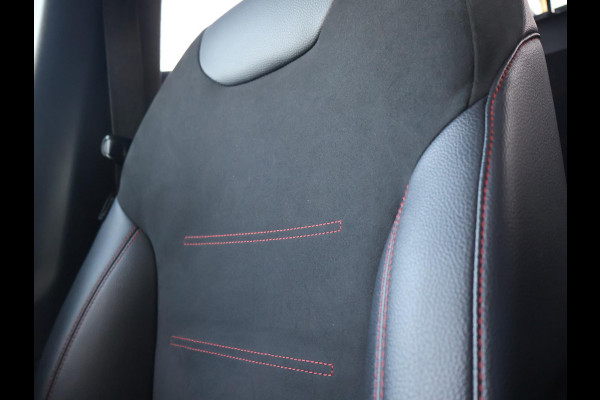 Mercedes-Benz A-Klasse 180 AUT. AMG SPORT + PANORAMA | MBUX | SFEERVERL. | CAMERA | MEMORY | STOELVERW.