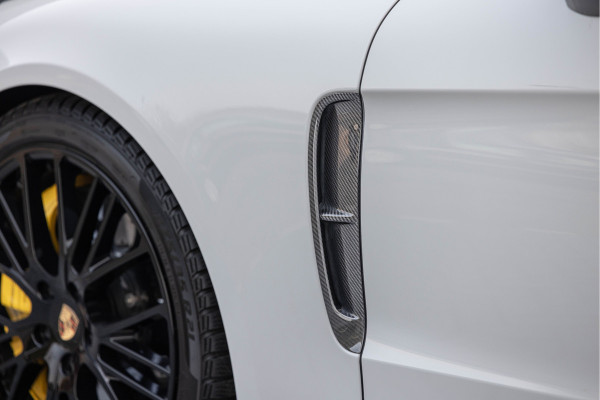 Porsche Panamera Sport Turismo 4.0 Turbo S E-Hybrid 700pk Sport-Design Akrapovic Carbon Burmester 4-wielsturing